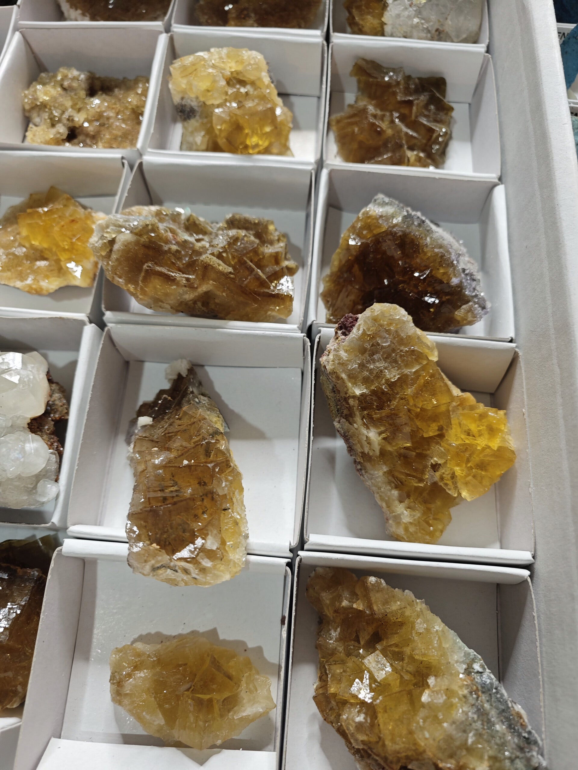 FLUORITA DE ASTURIAS