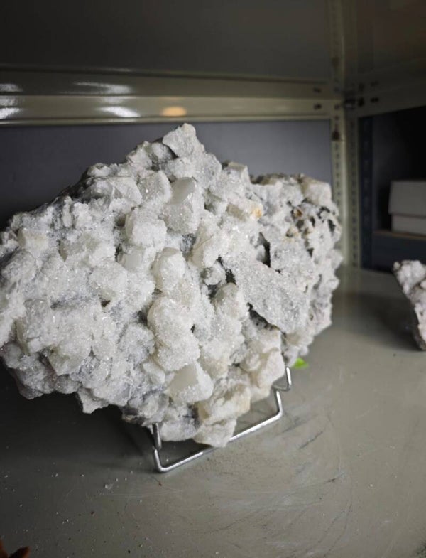 CALCITA CRISTALIZADA, CON FLUORITA