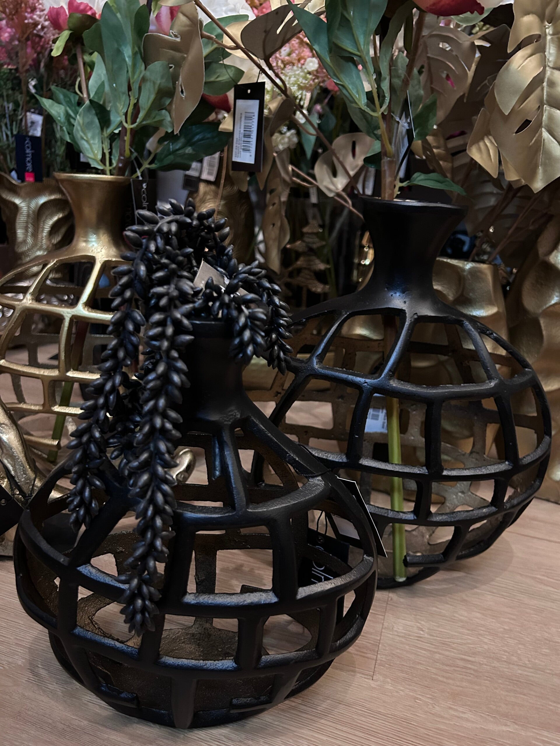 Colmore vaas 'Jalidaar' zwart met goud in 2 afmetingen