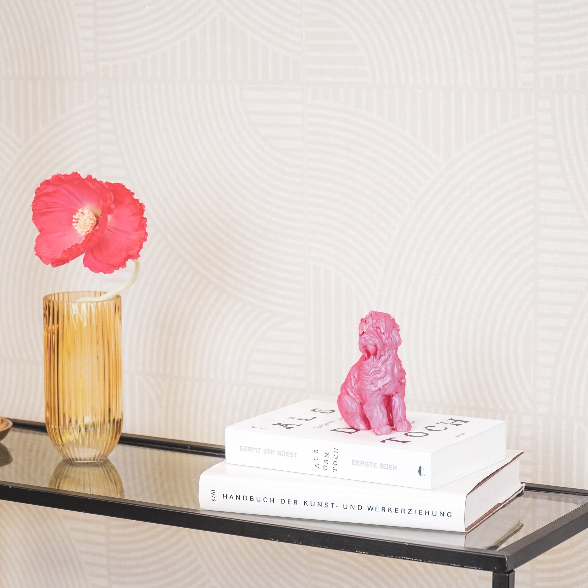 🐶 Roze Labradoodle Beeld – Schattige Eyecatcher van Housevitamin