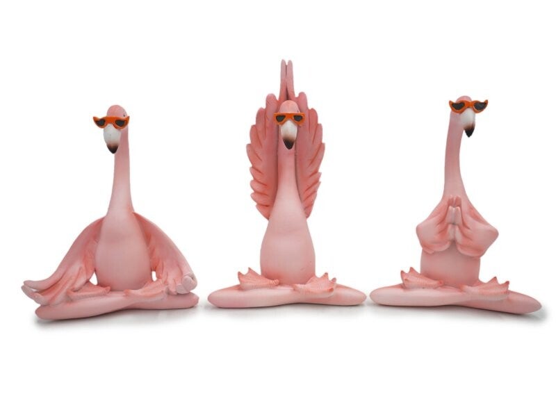 Flamingo Yoga Beeld – Tropische Dieren Woondecoratie