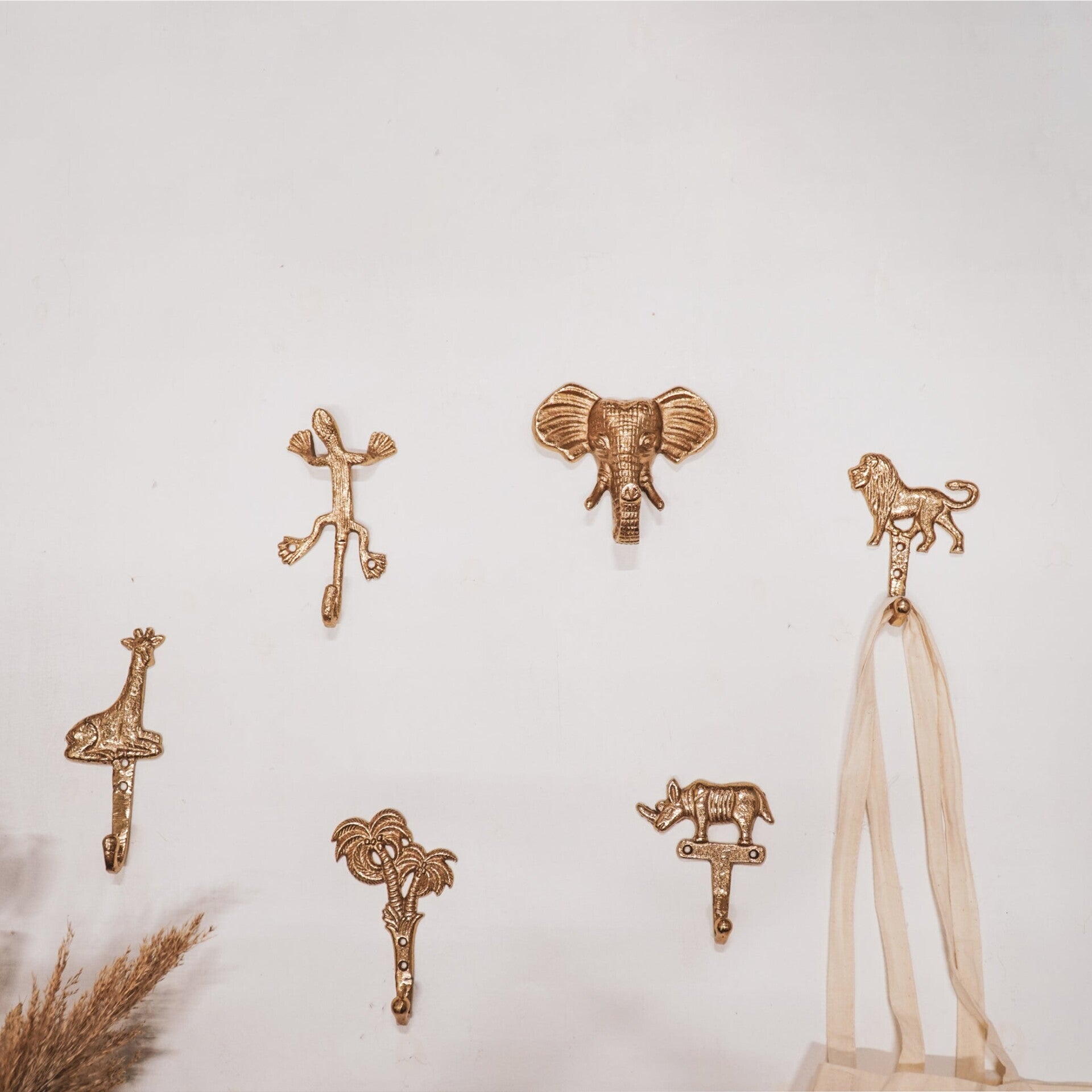 Wandhaak | Krokodil | Goud | Housevitamin | Aluminium | 3,5x8x17cm