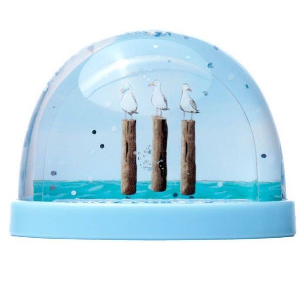 Kleine sneeuwbol zeemeeuwen boei
