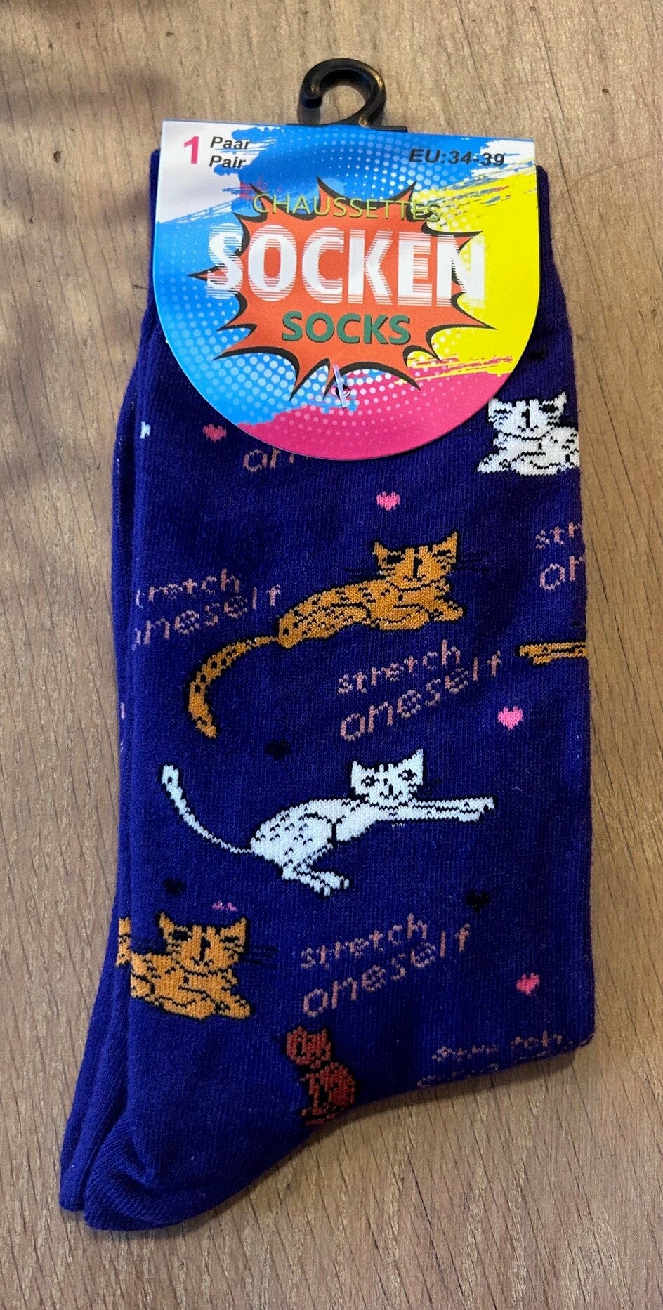 Schattige Katten Sokken – One Size 34-39 | Donkerblauw met Speelse Kattenprint