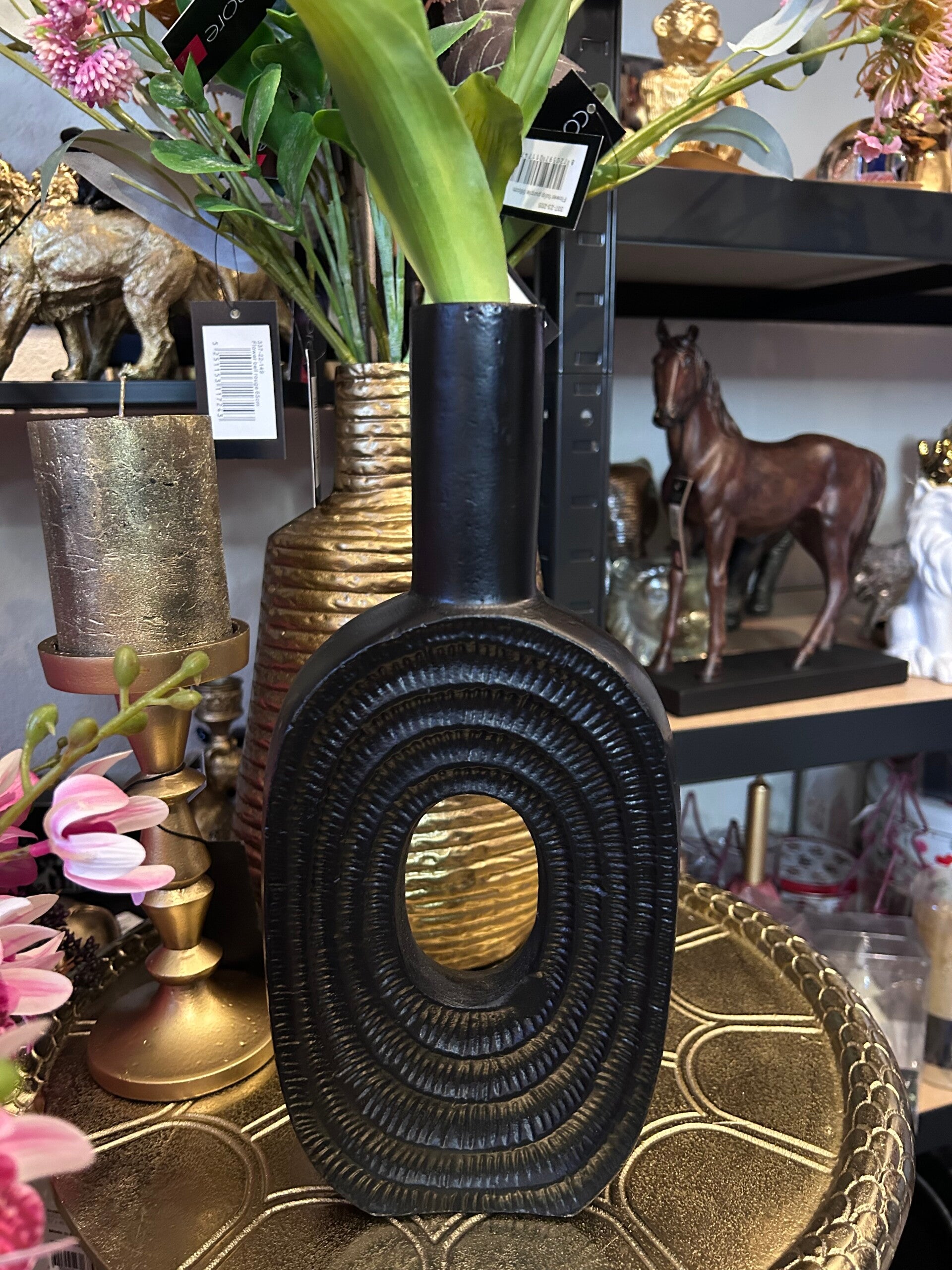 Colmore vaas ovaal mat zwart staand