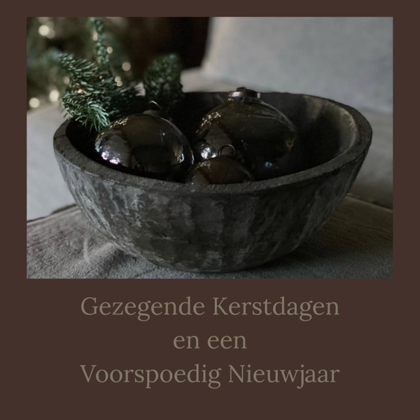 kerst wenskaart GEZEGENDE KERSTDAGEN kerstballen in schaal COMING SOON