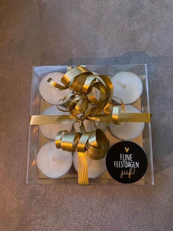 Doosje met waxinelichtjes