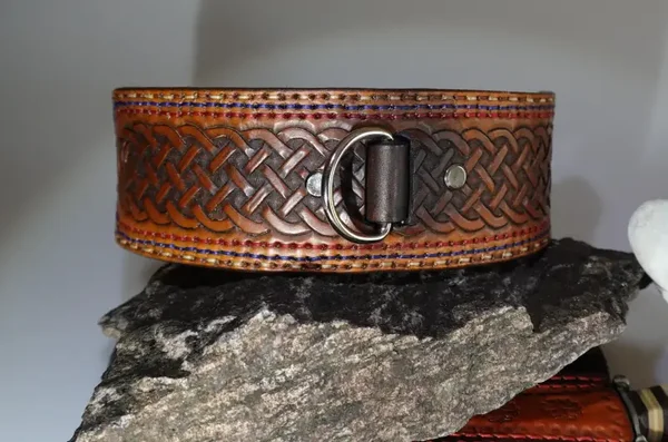 Hundehalsband/ handgefertigtes Lederhalsband für den großen Hund mit punziertem Muster