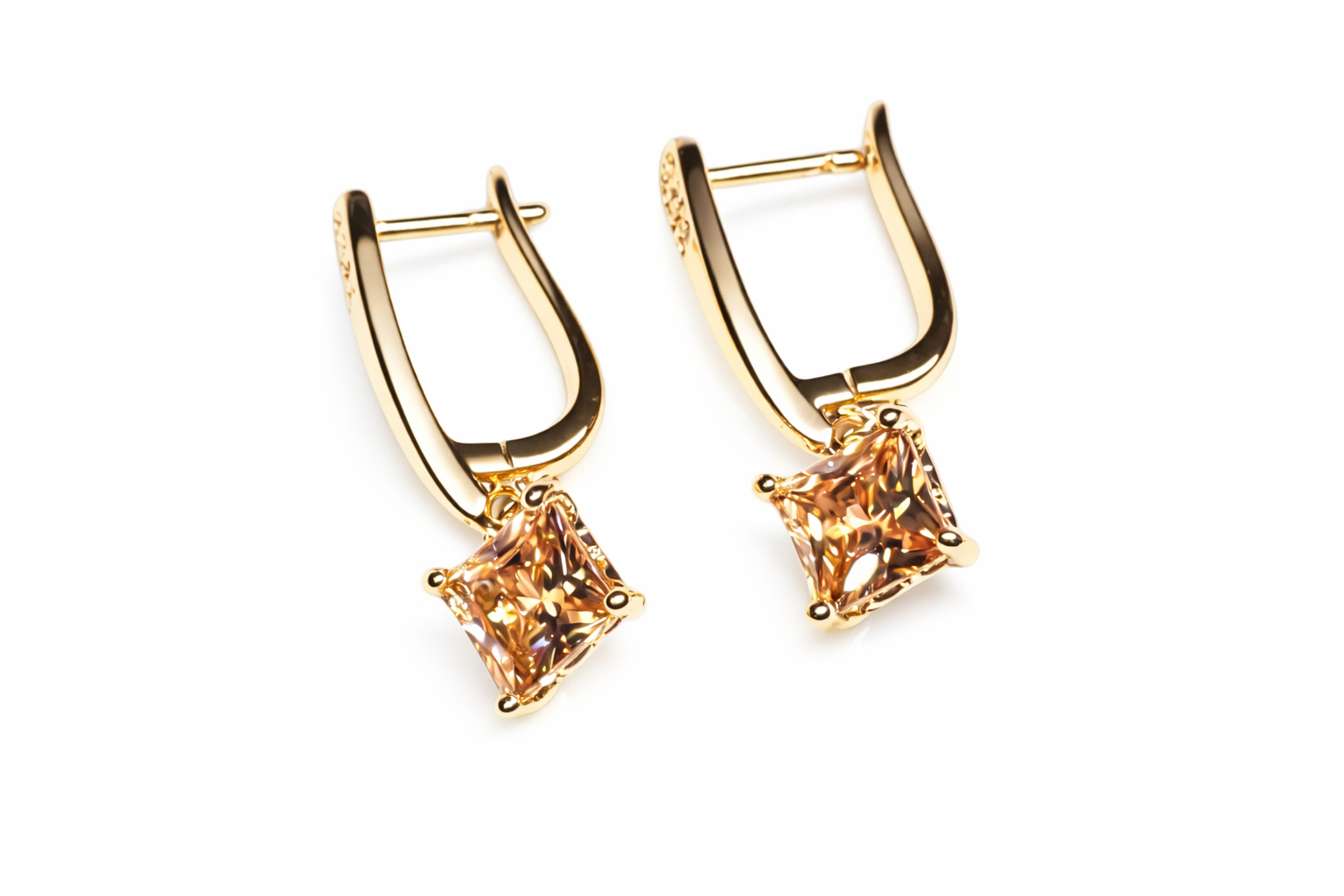 CASSIDY EARRING