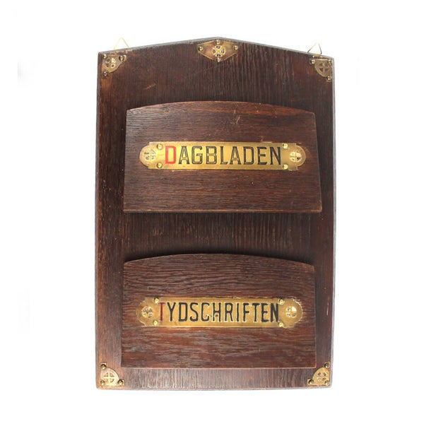 Kranten- en tijdschriftenhouder wandrek met messing beslag