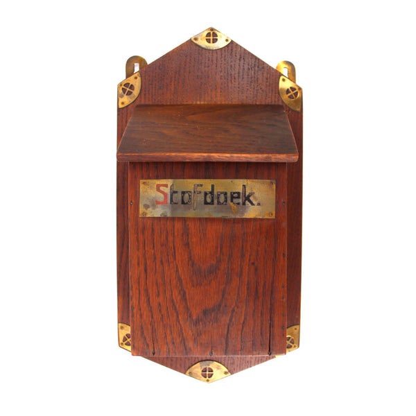 Stofdoek wandkastje met beslag Nederlands design