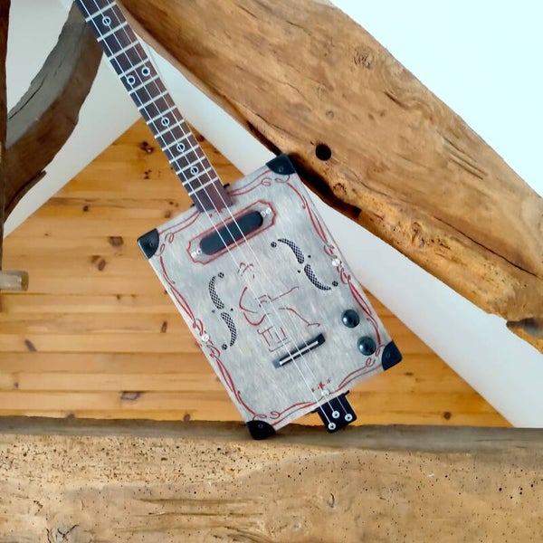 Cigar box guitar  Cigar box  "Bluesman"