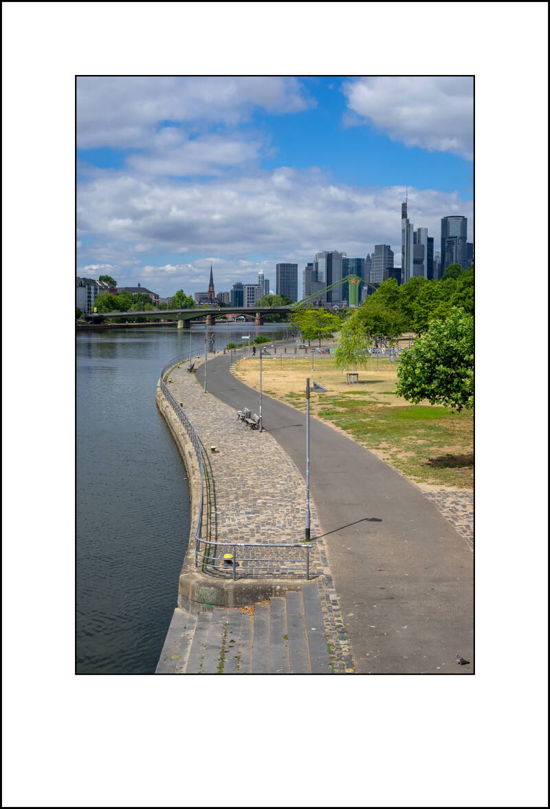 dsc01535f-standard.jpg