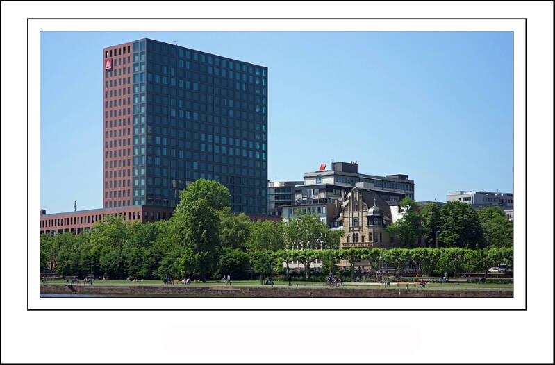 dsc02140sf-standard-p4vgaf.jpg