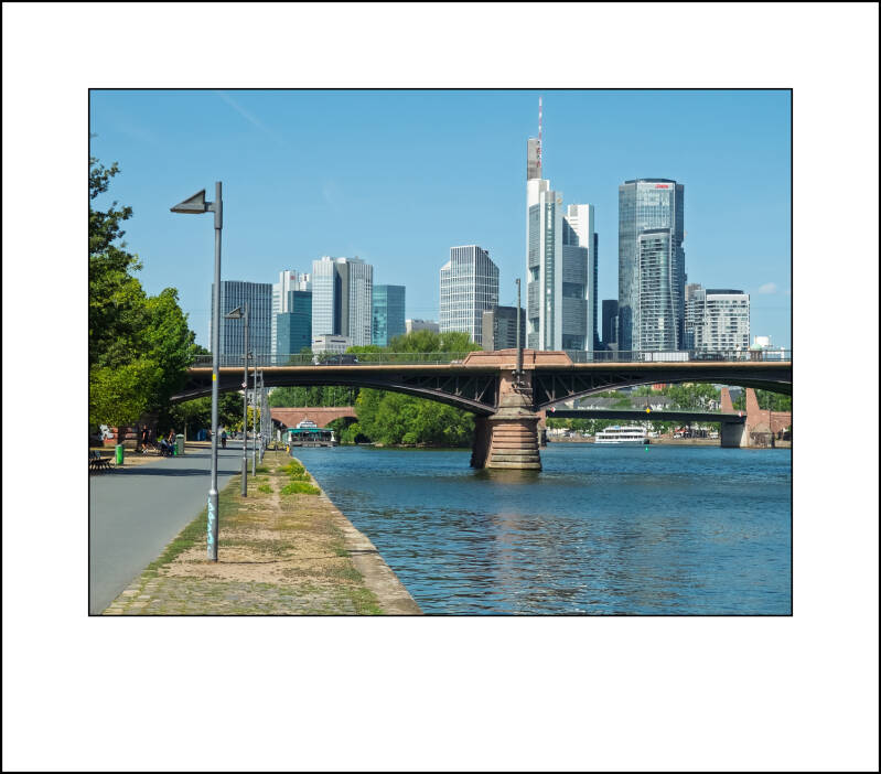 dscf3907f-standard.jpg