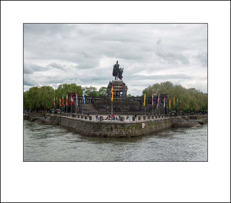 p1000846f-standard.jpg