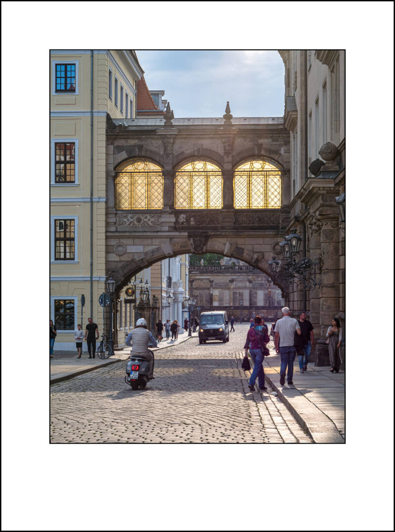 p1240995f-standard.jpg
