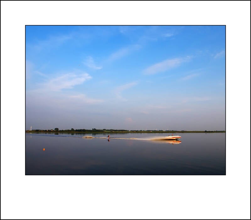 p3030403f-standard-d26tgh.jpg