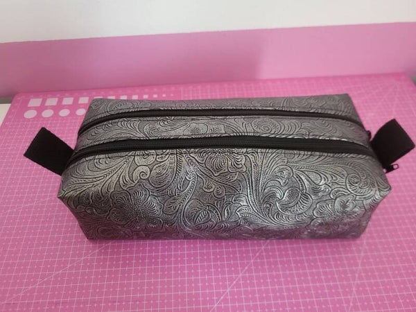 Trousse d'école