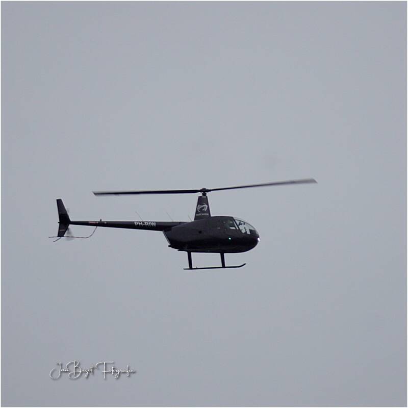 helicopter26-11-2023-standard-fhk1uz.jpg