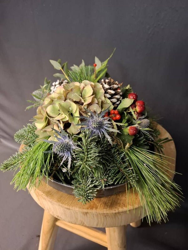 Schaal opgemaakt in winterse sferen