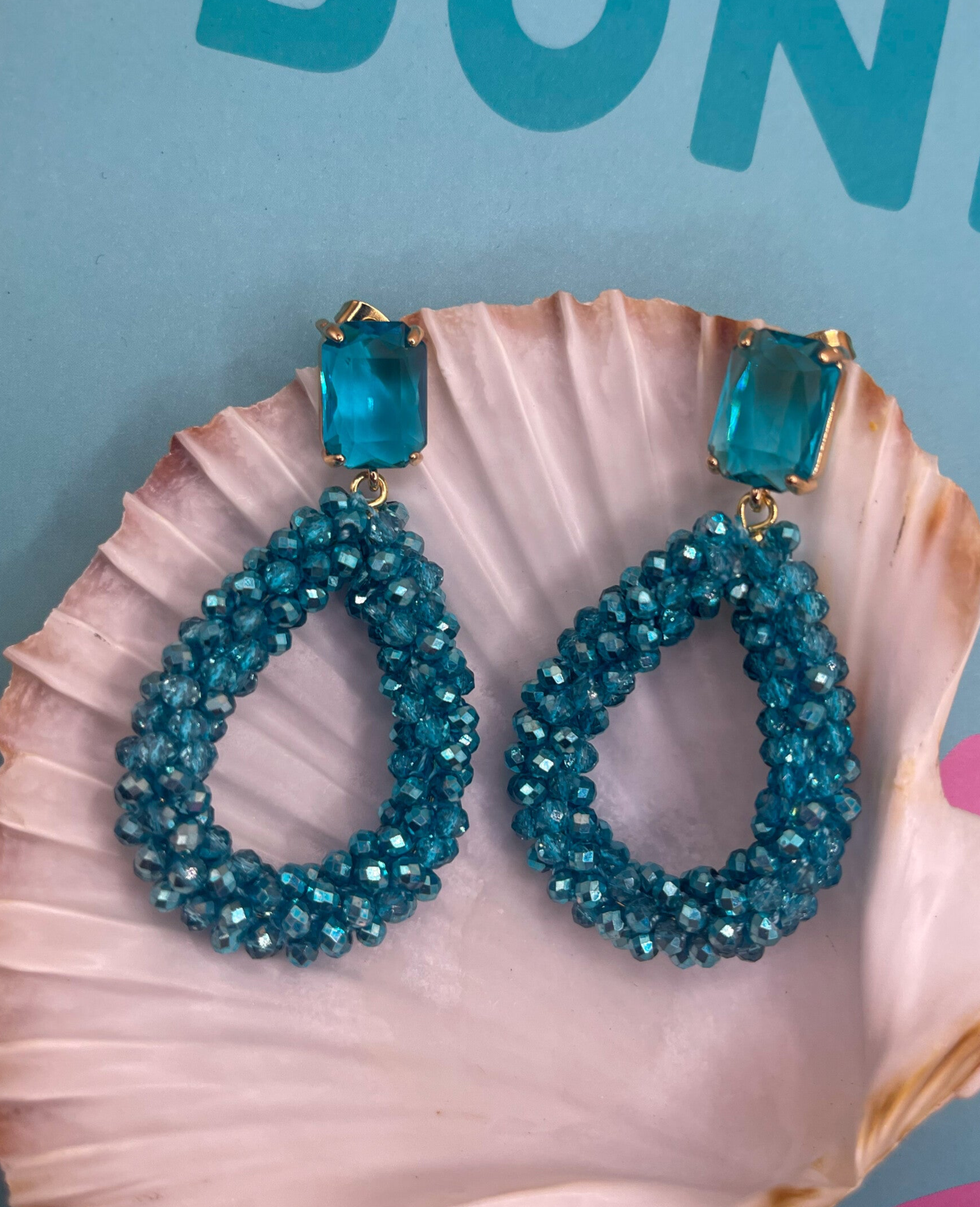 Crystal Blue oorbellen