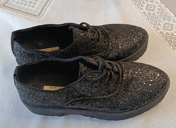 Chaussures à lacets