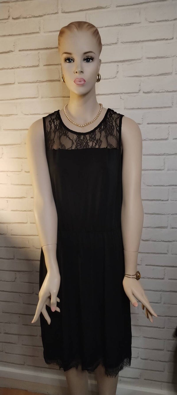 Jolie robe noire