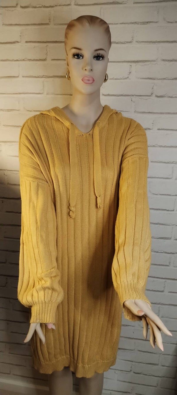 Robe pull à capuche