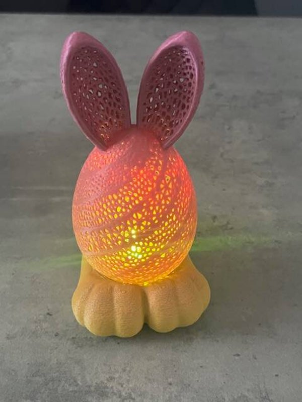 paasei met oren op voet met of zonder led kaars