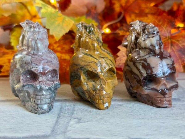 Mohawk Skull Carvings ✨