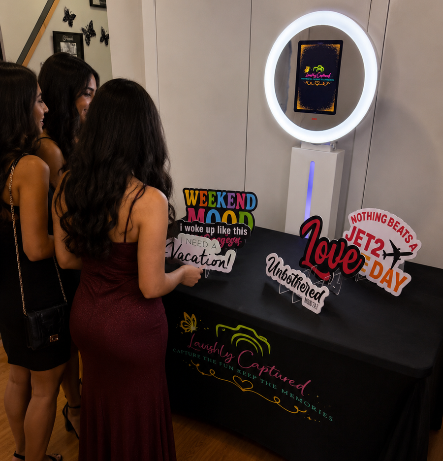 Lavishly Captured photo booth