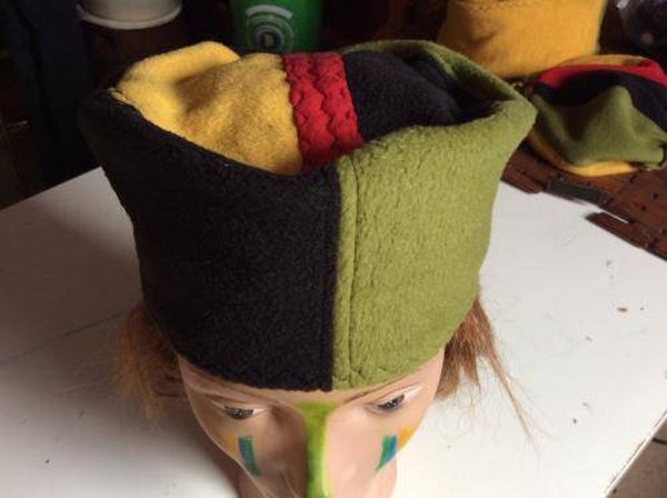 Bonnet polaire noir et kaki