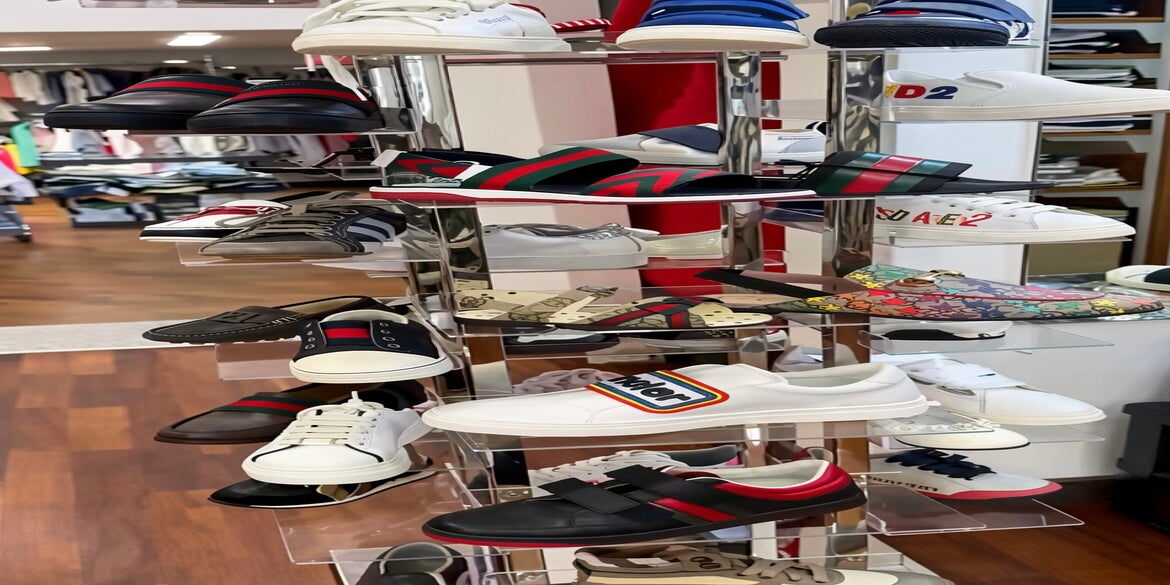Scarpe eleganti e sportive