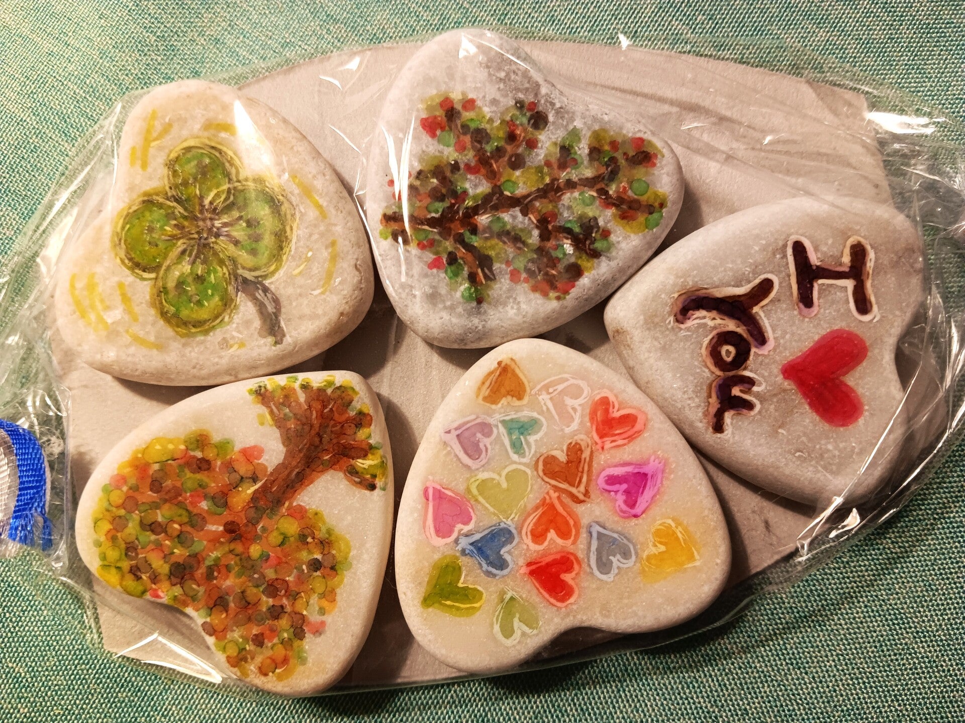 5 Steinherzen Geschenkidee bemalt Herzform 4cm Hochzeit Naturstein neu