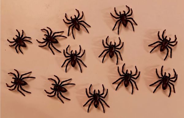 12er-Set Deko Spinnen in schwarz 2,5 x 3,2cm Halloween Streudeko Party Basteln