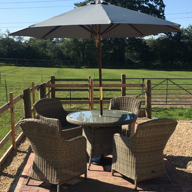 Oak tree Barn Outside dining