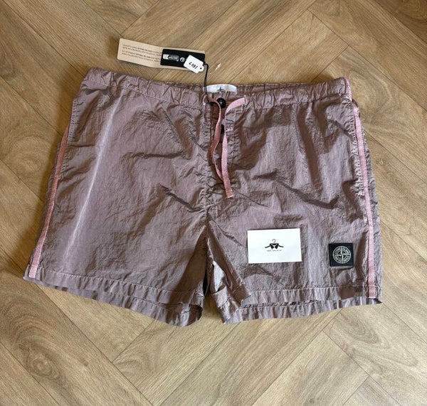Stone Island Shorts - XL