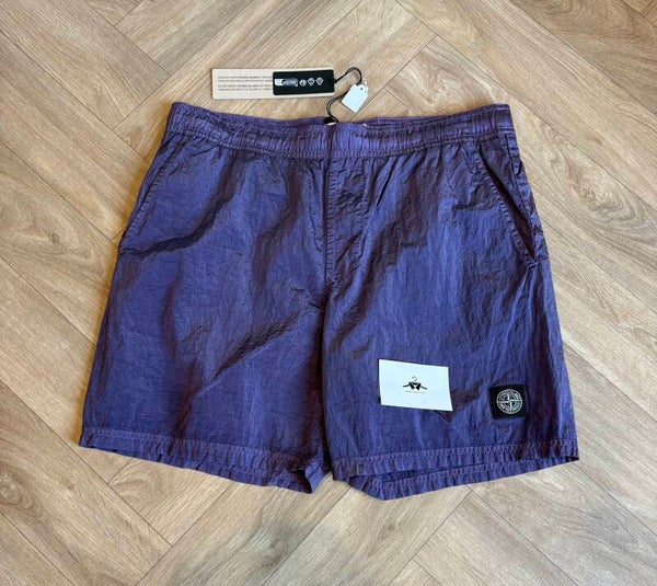Stone Island Shorts - L