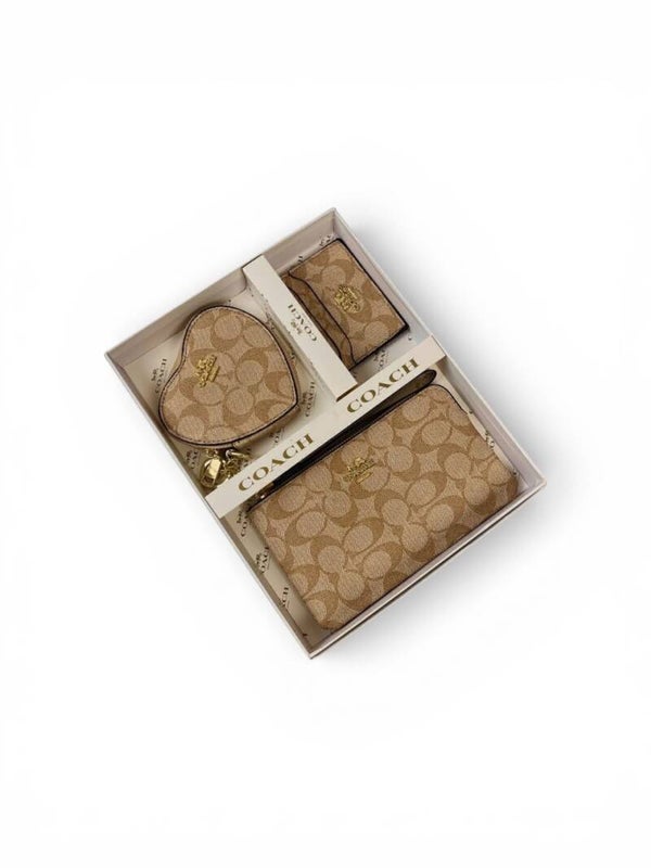 Coach Beige Polstas Set