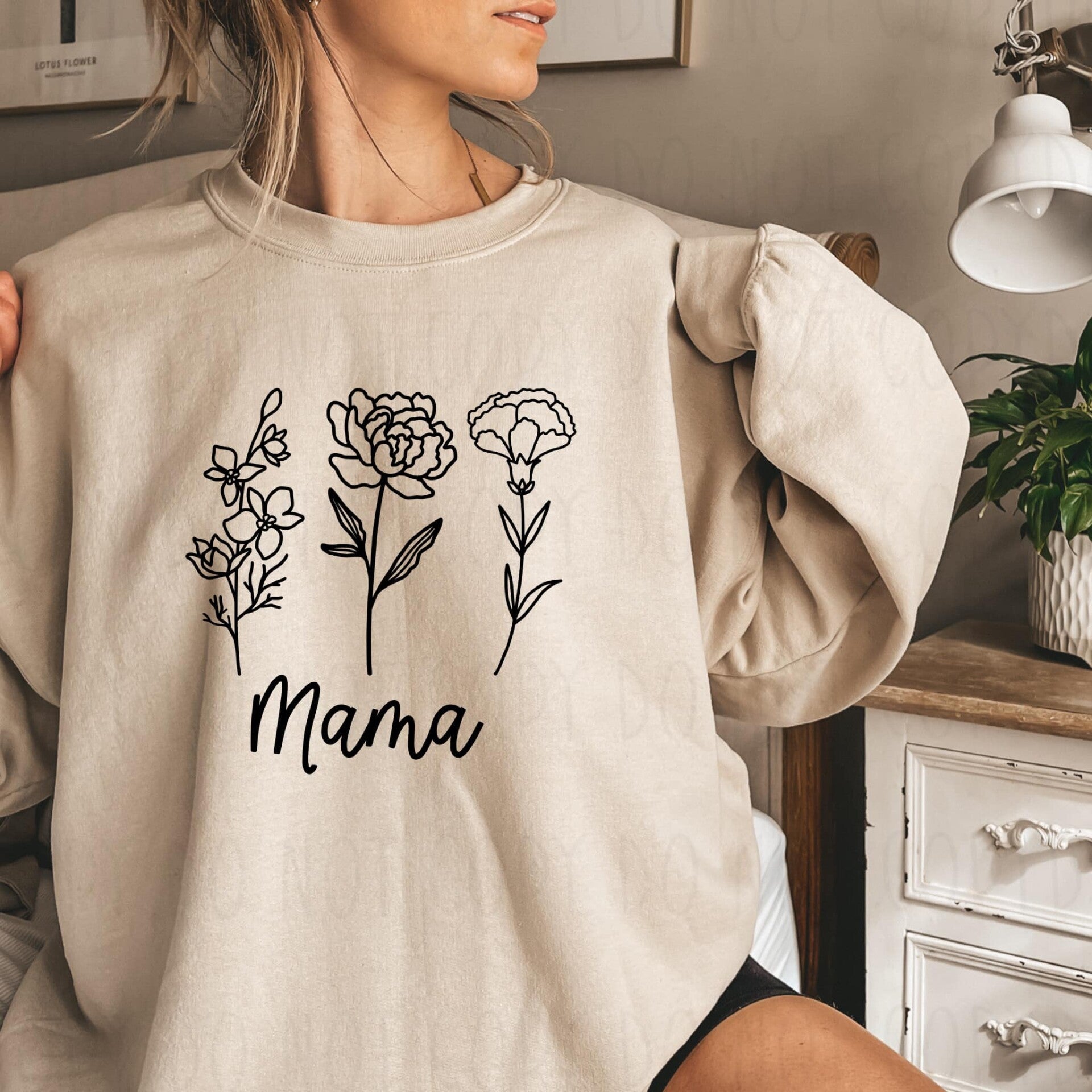 Custom Name and Birth Flower