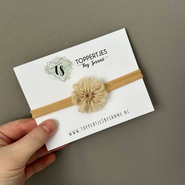 Haarbandje bloem beige