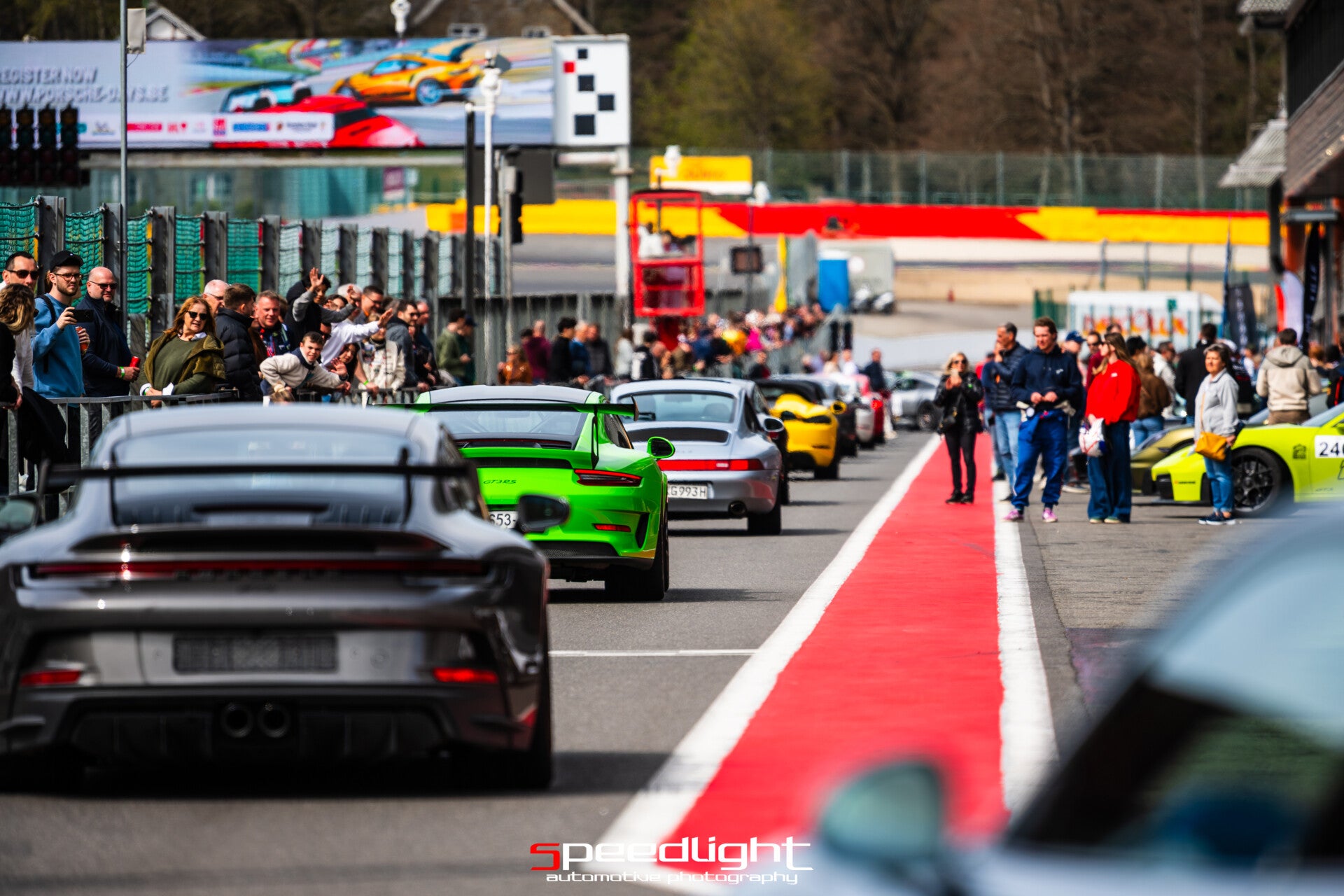 Pistolet pneumatique dans les stands - Michelin 12h de Spa 2025.