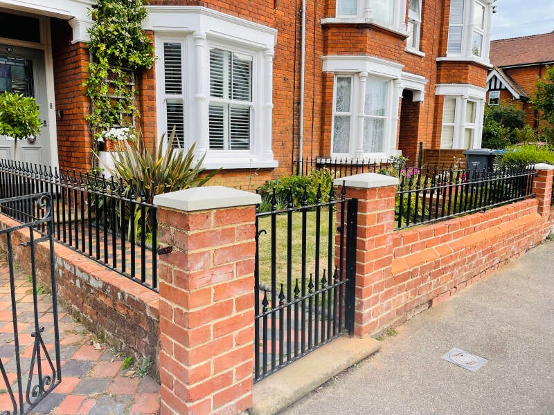 railingsgate-standard-vwi2i5.jpg