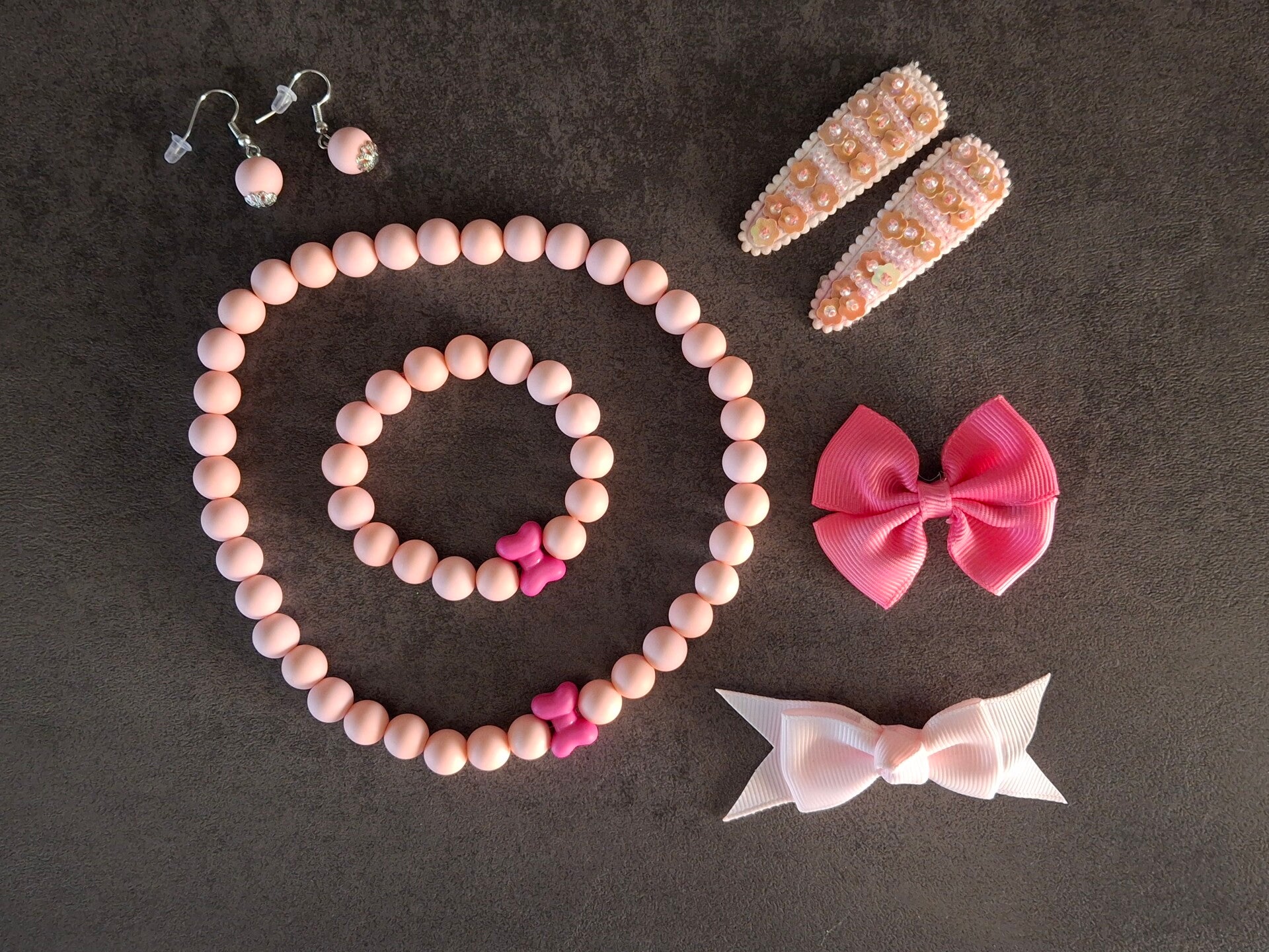 Setje acryl parels & haarspeldjes