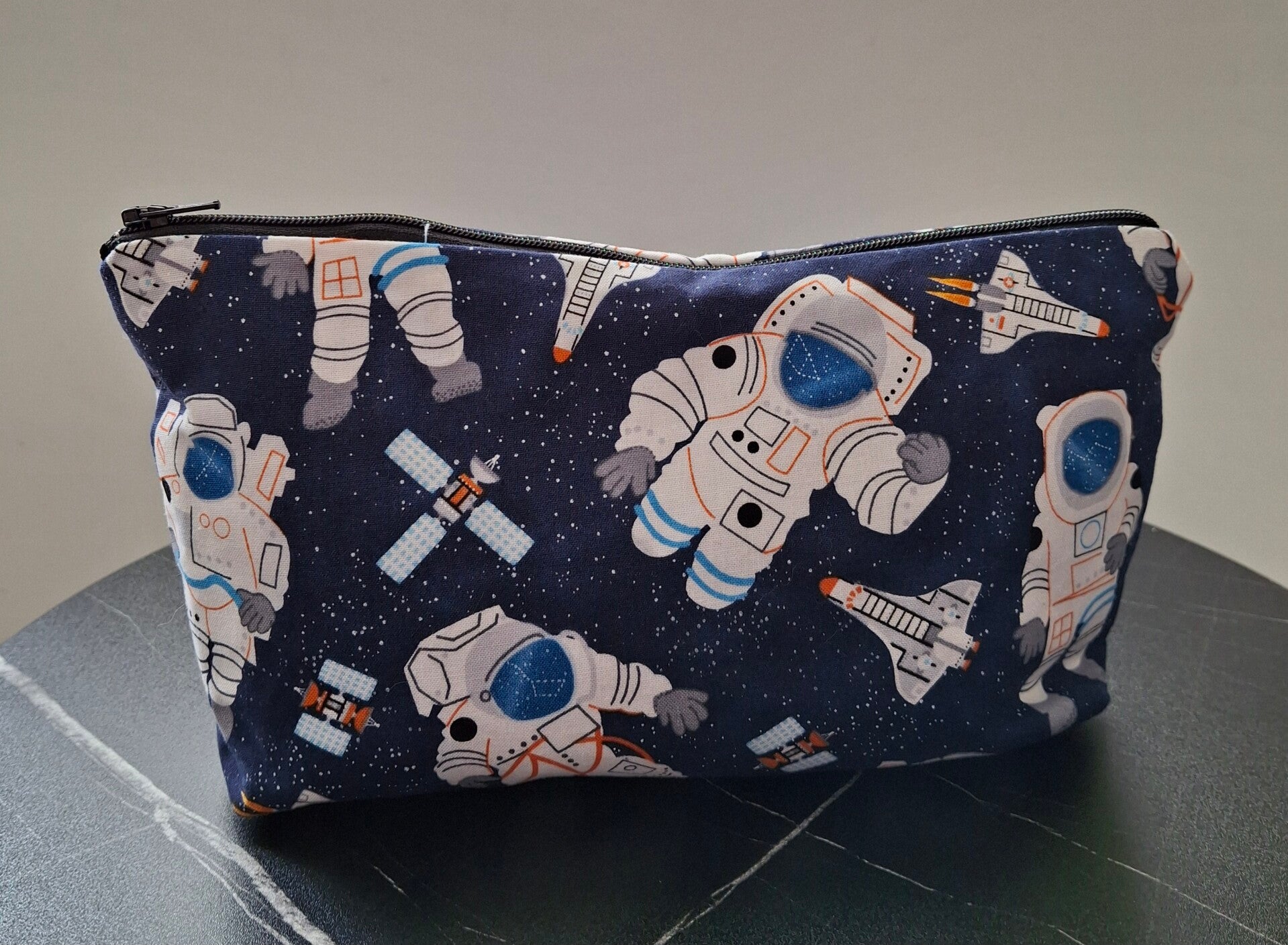 Toilettas klein  'Astronaut'
