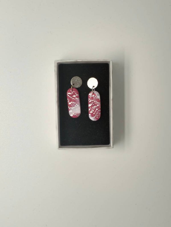 Oorhangers polymeer 'Pink/White