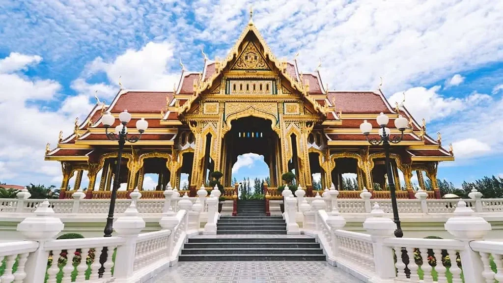 Tour a Ayutthaya y el Palacio de verano