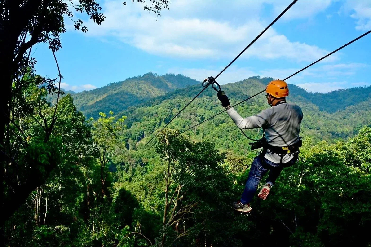 Tour de tirolina en Chiang Mai
