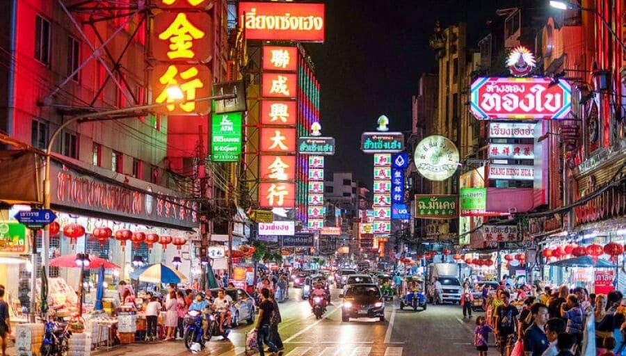 Tour gastronómico en tuk tuk por Bangkok